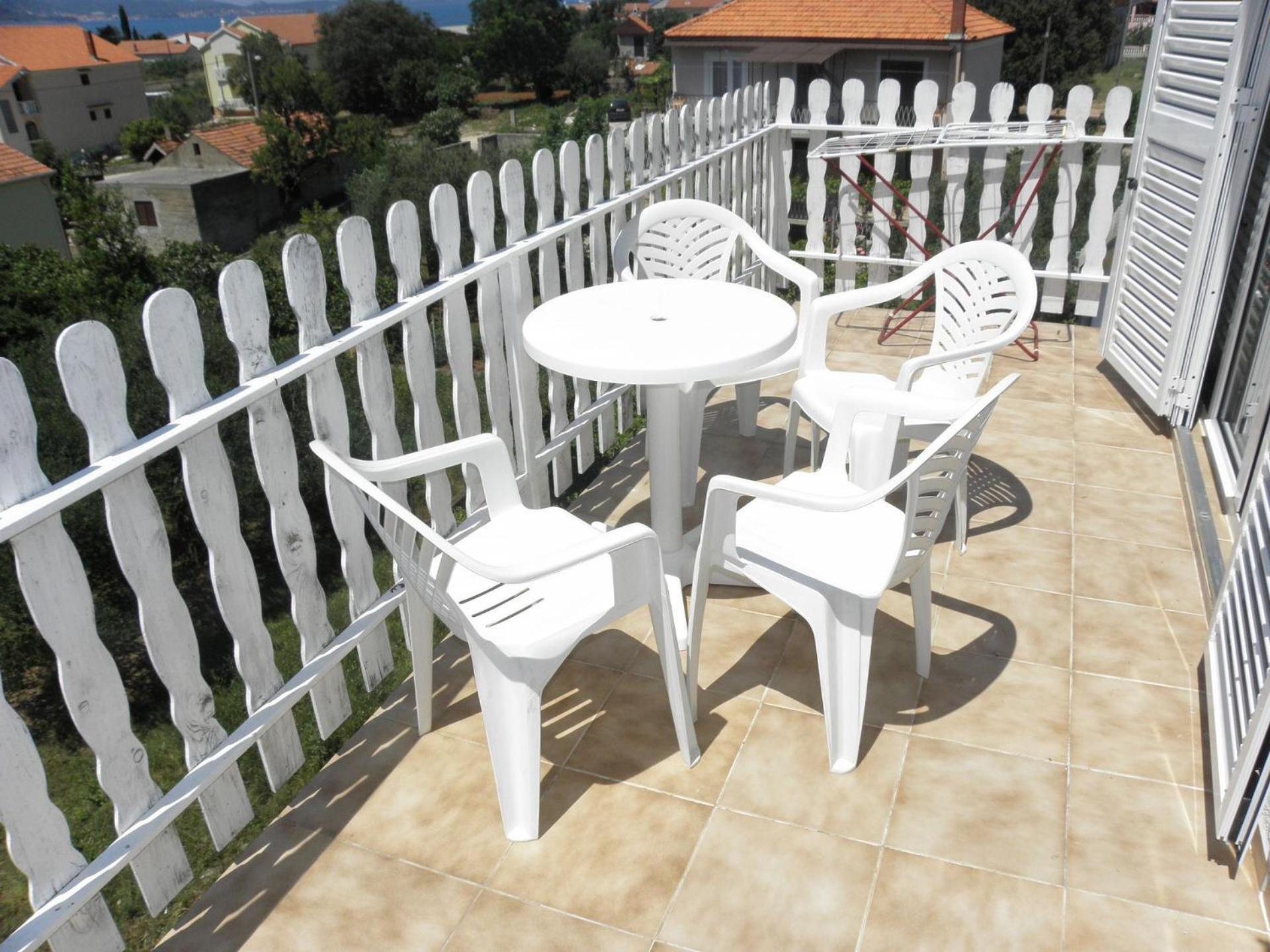 Apartments Zvone - 100 M From Sea Bibinje Zewnętrze zdjęcie